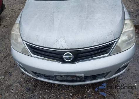 2011 Nissan Versa 1.8S z USA, uszkodzony, nr VIN 3N1BC1AP9BL405221